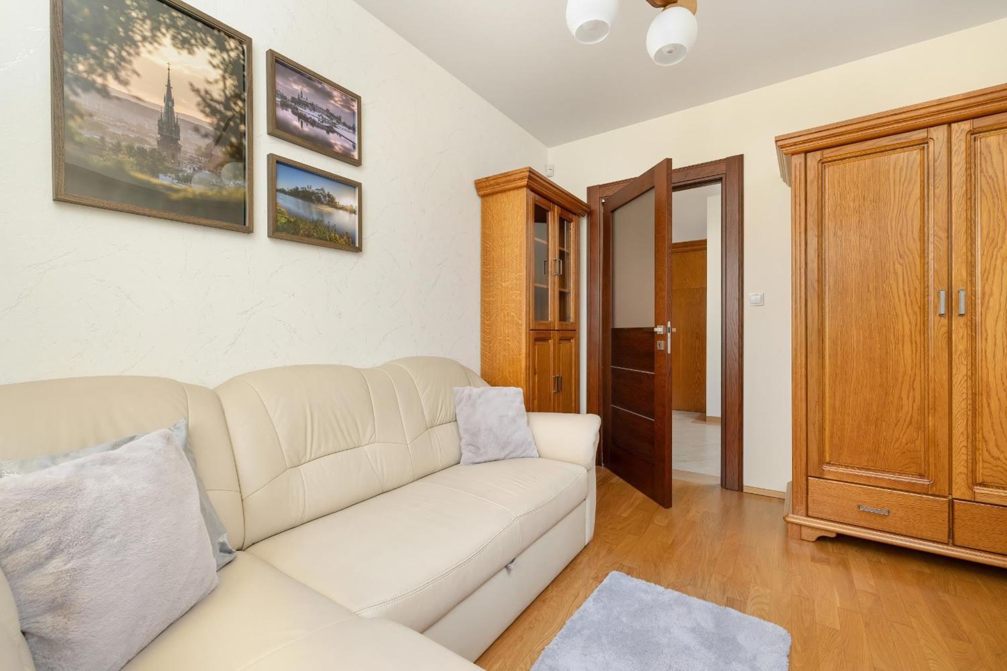Przytulny Apartament Z Klimatyzacja I Parkingiem By Noclegi Renters คราคูฟ ภายนอก รูปภาพ